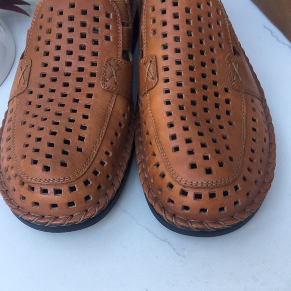 eee wide fit sandals